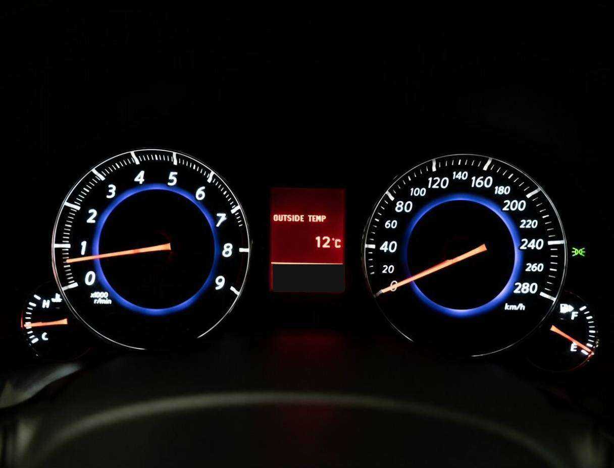 Купить Infiniti FX с пробегом. Фото: #12