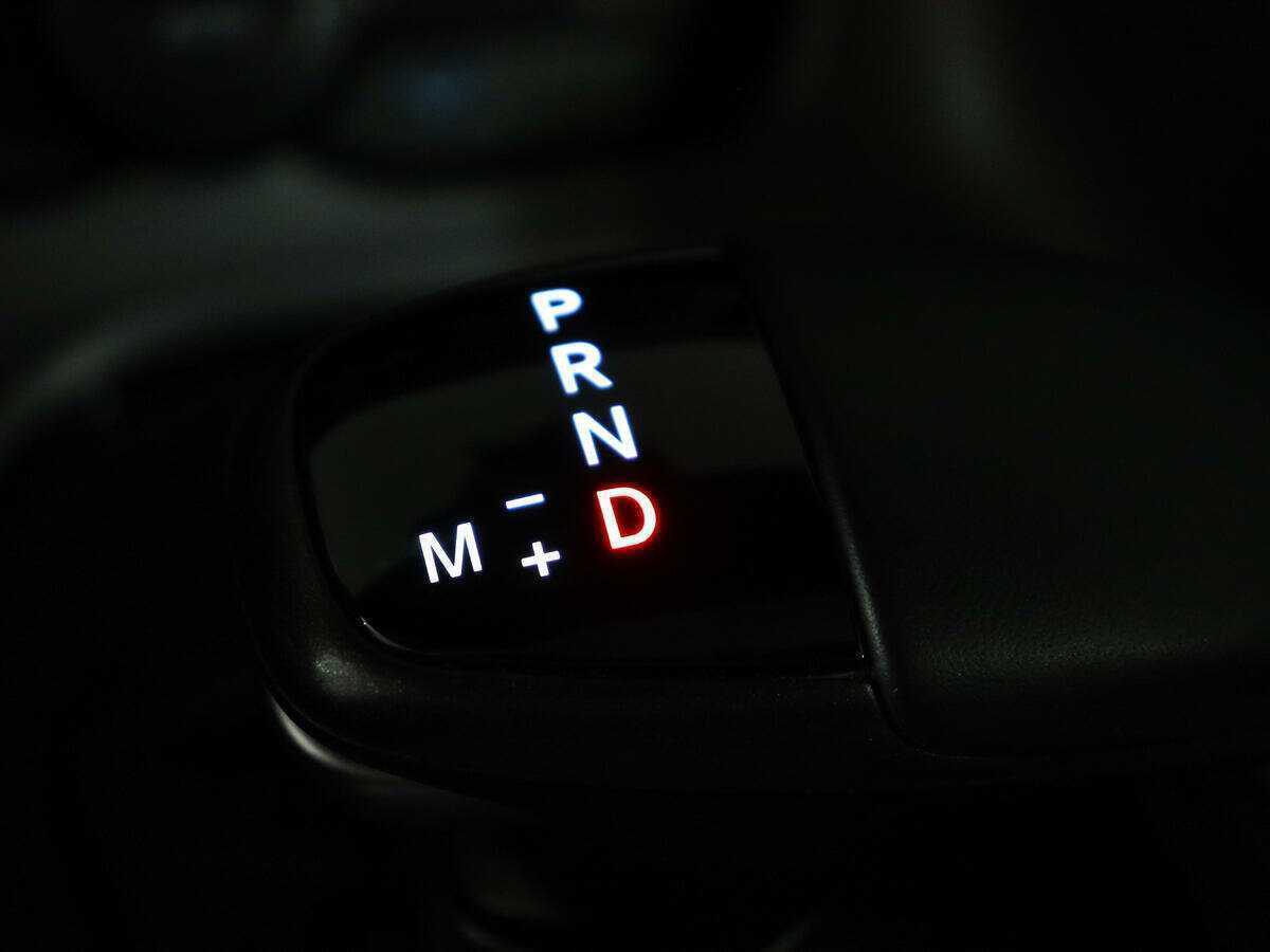 Купить Dodge Challenger с пробегом. Фото: #24