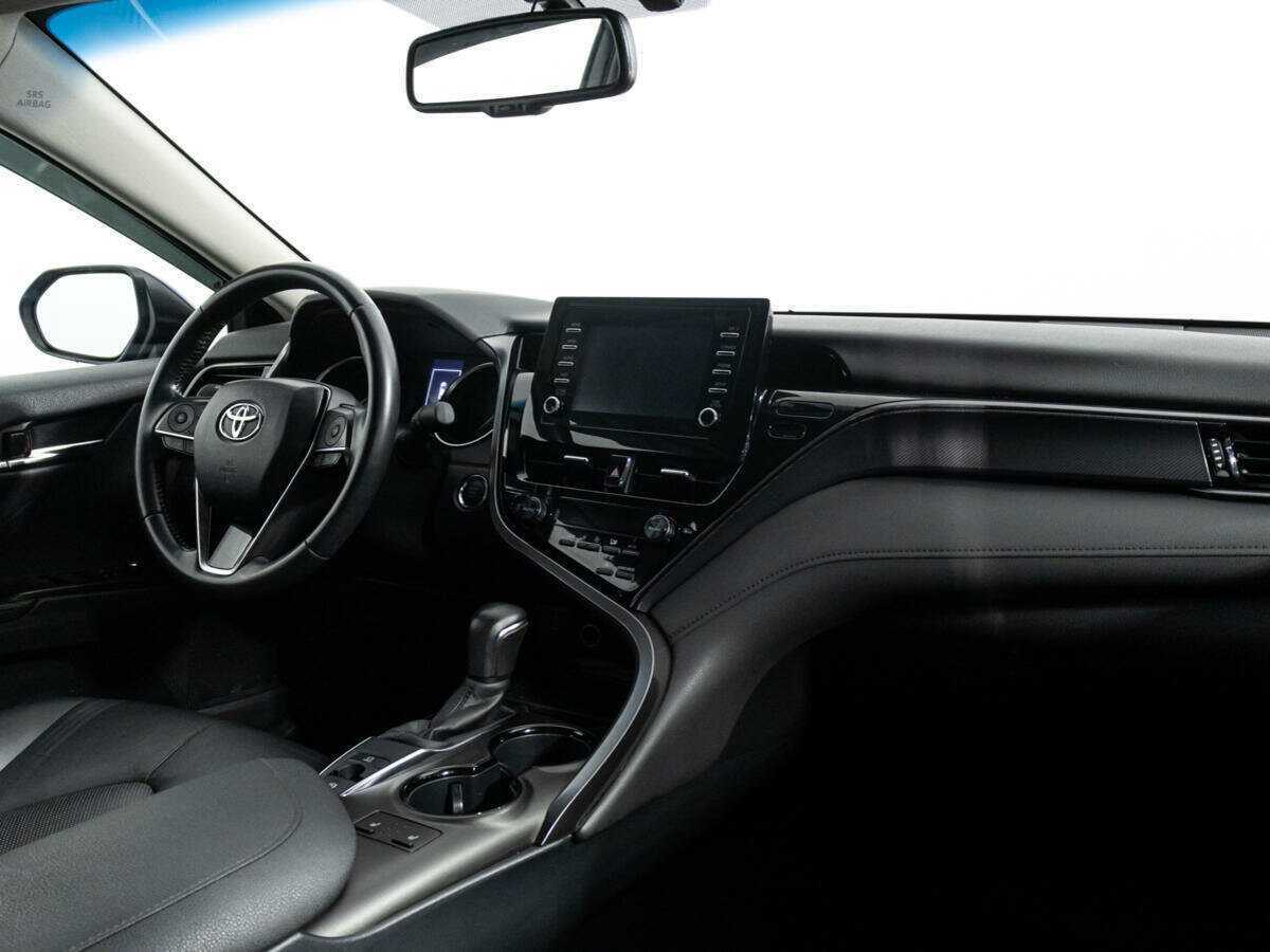 Купить Toyota Camry с пробегом. Фото: #8