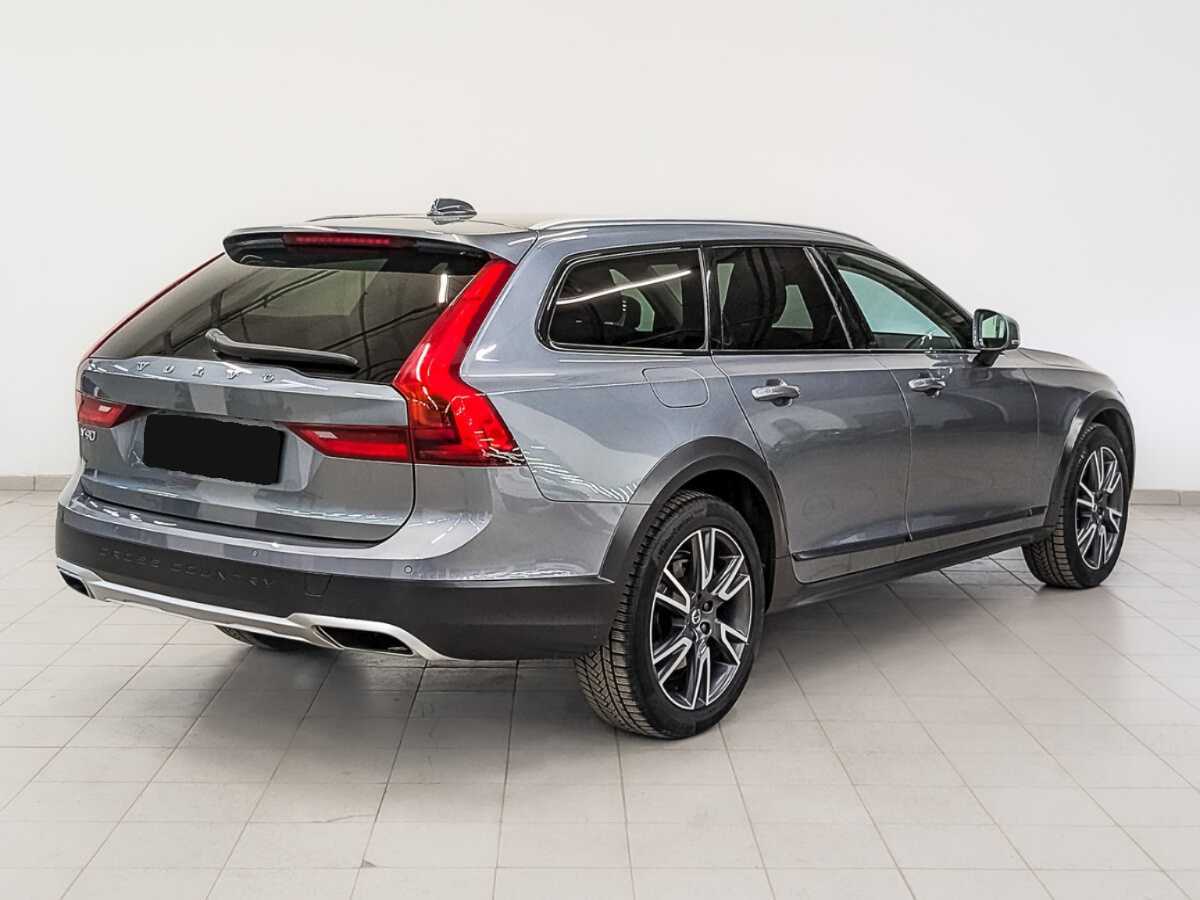 Купить Volvo V90 Cross Country с пробегом. Фото: #4