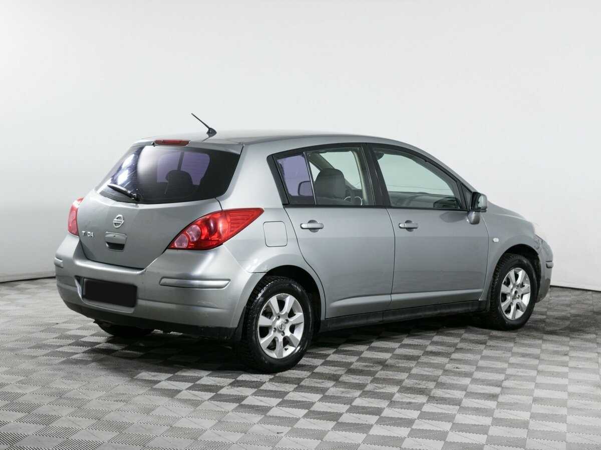 Купить Nissan Tiida с пробегом. Фото: #3