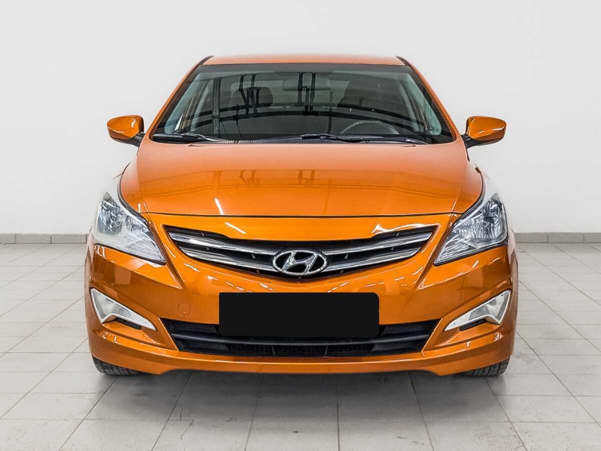 Купить Hyundai Solaris с пробегом. Фото: #1
