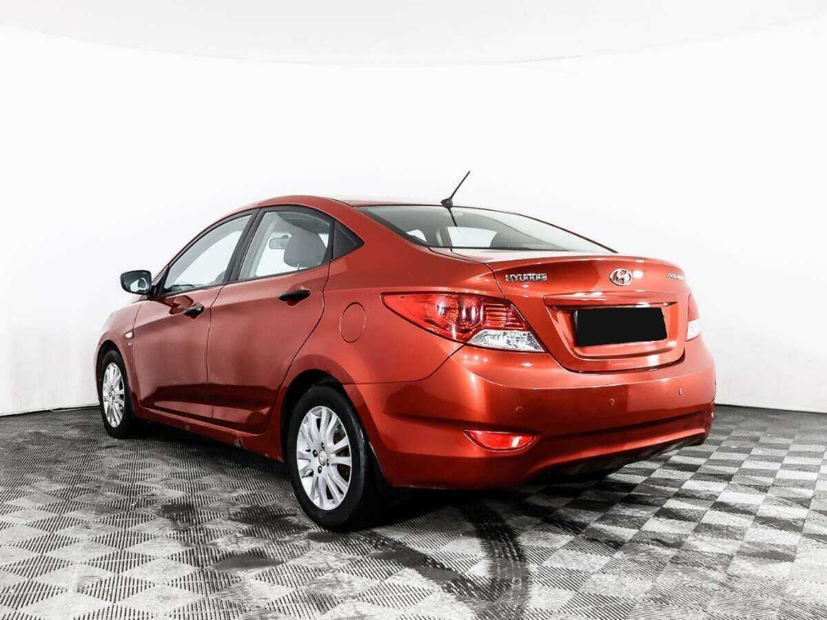Купить Hyundai Solaris с пробегом. Фото: #5
