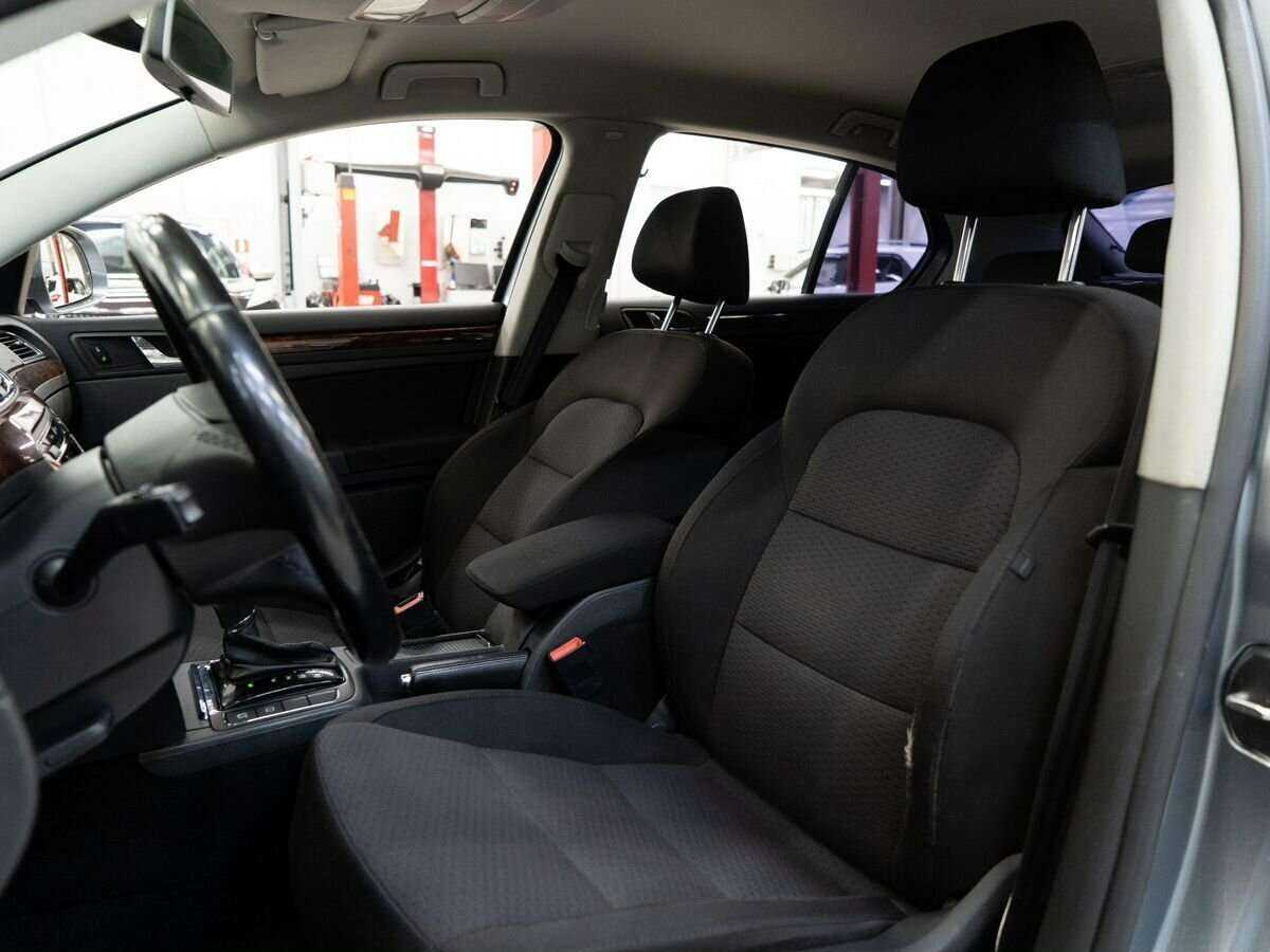 Купить Skoda Superb с пробегом. Фото: #5