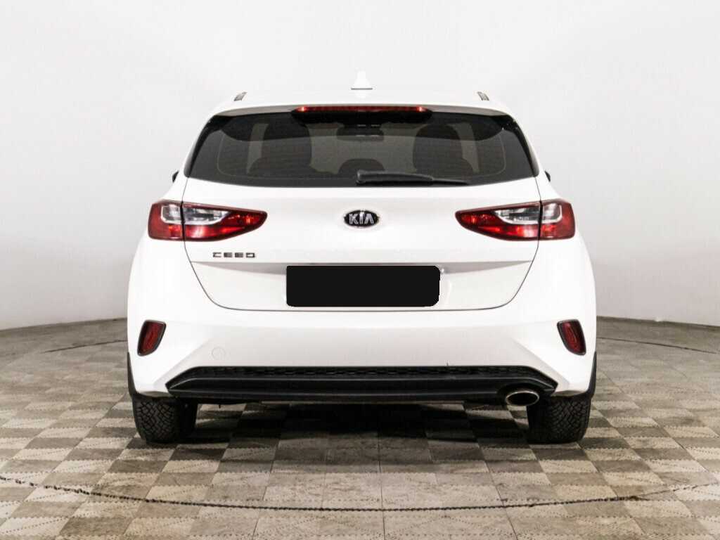 Купить Kia Ceed с пробегом. Фото: #5