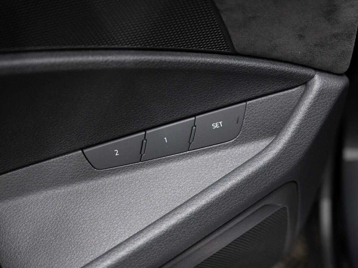 Купить Audi e-tron с пробегом. Фото: #20