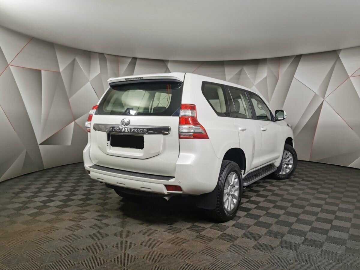 Купить Toyota Land Cruiser Prado с пробегом. Фото: #1