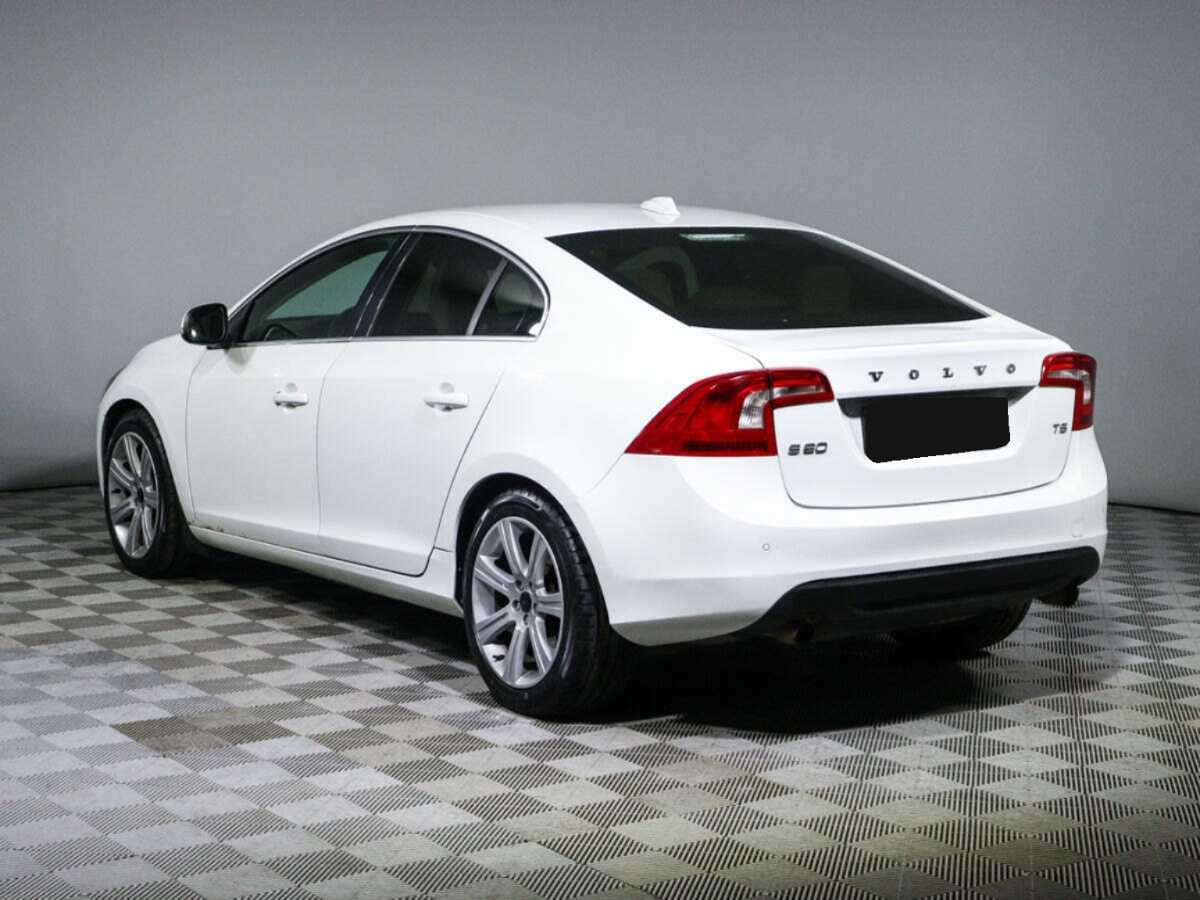 Купить Volvo S60 с пробегом. Фото: #6