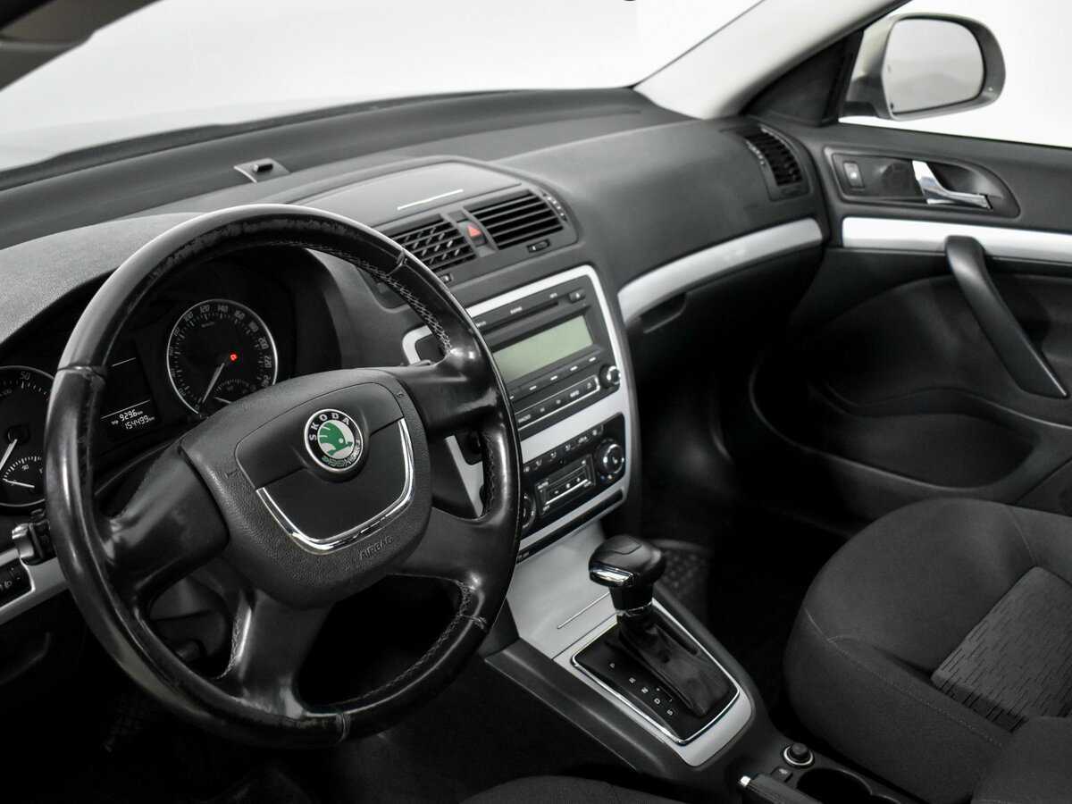 Купить Skoda Octavia с пробегом. Фото: #8