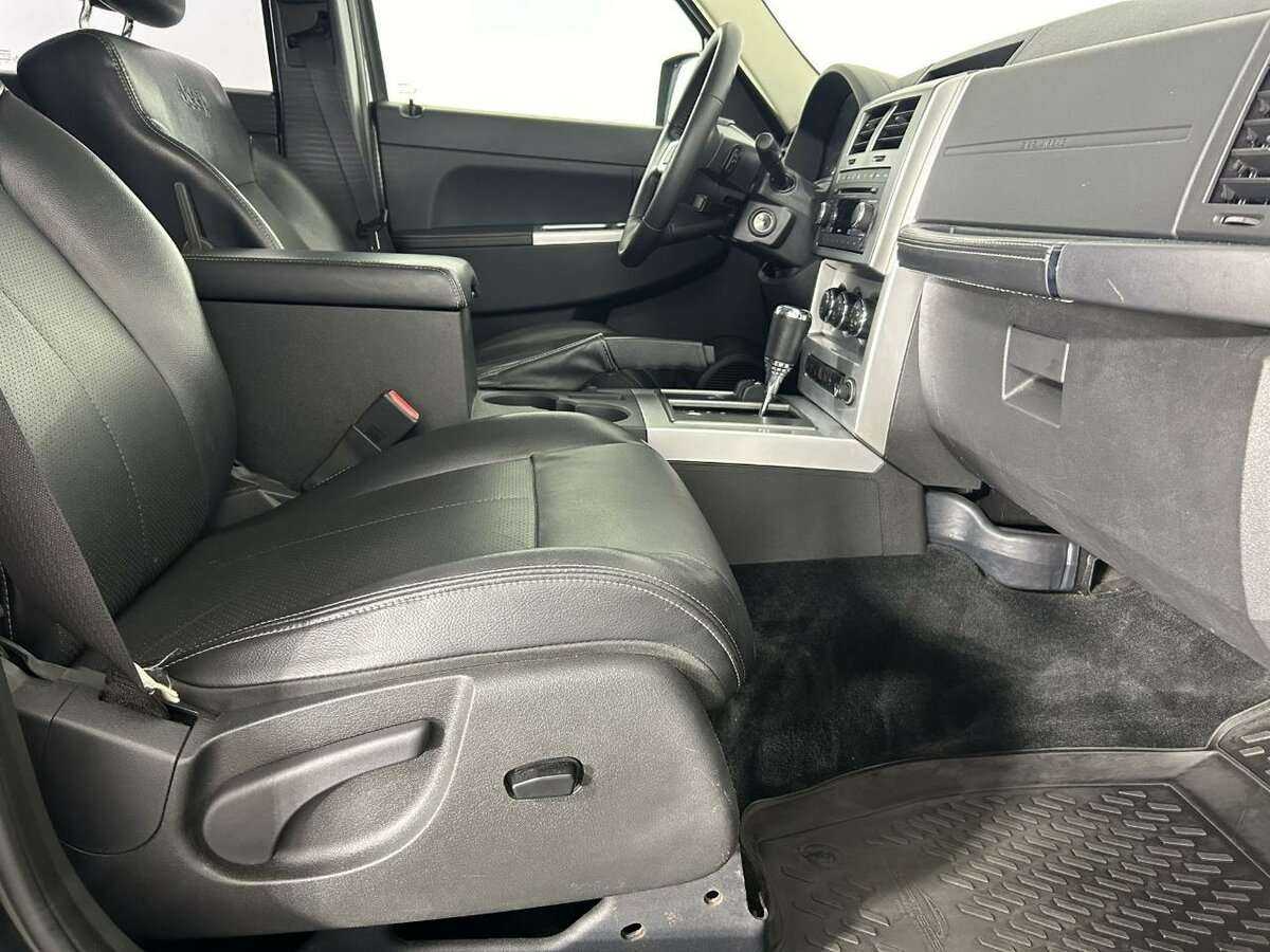 Купить Jeep Cherokee с пробегом. Фото: #13