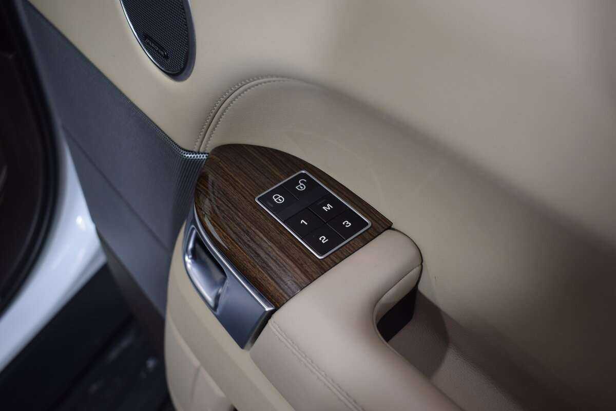 Купить Land Rover Range Rover Sport с пробегом. Фото: #22