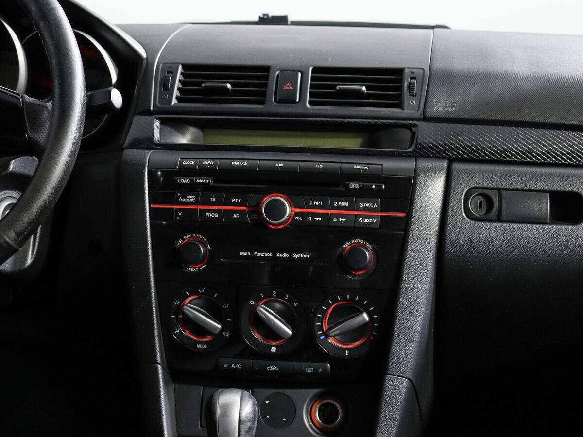 Купить Mazda 3 с пробегом. Фото: #12