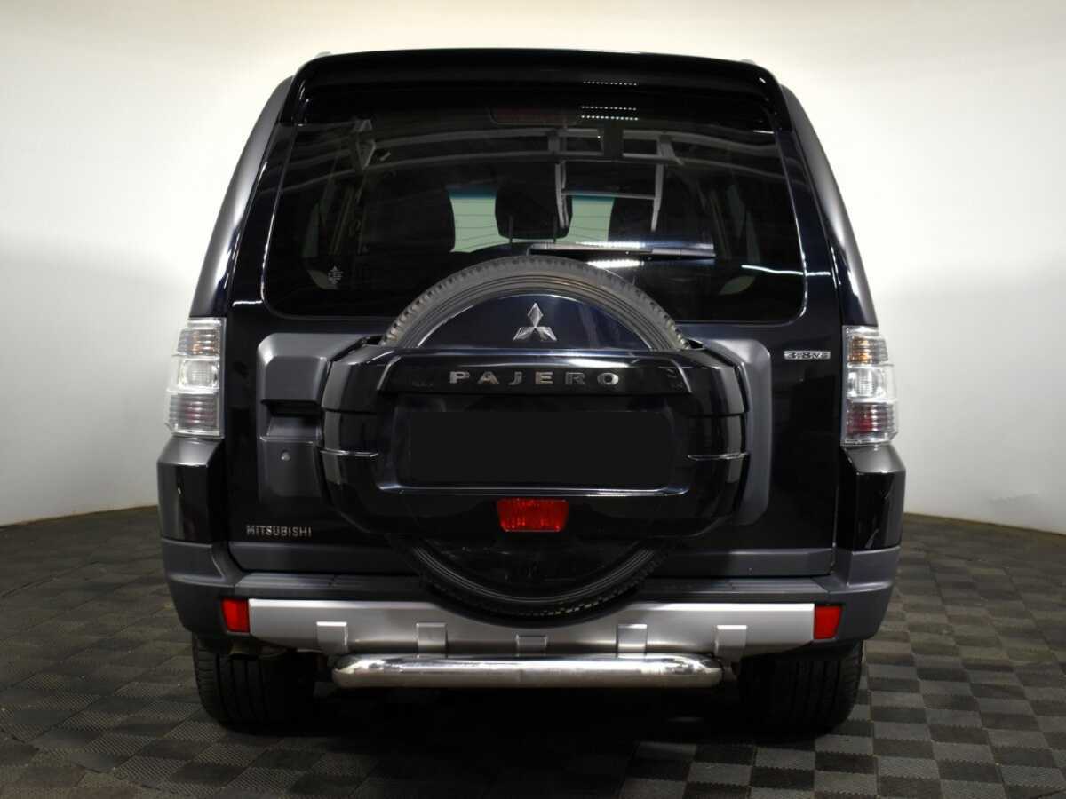Купить Mitsubishi Pajero с пробегом. Фото: #4
