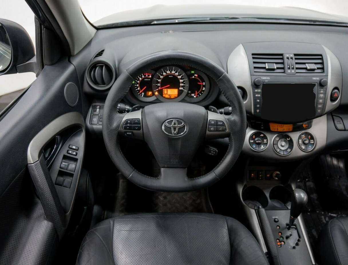 Купить Toyota RAV4 с пробегом. Фото: #11