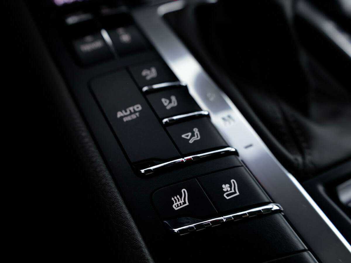 Купить Porsche Macan с пробегом. Фото: #24
