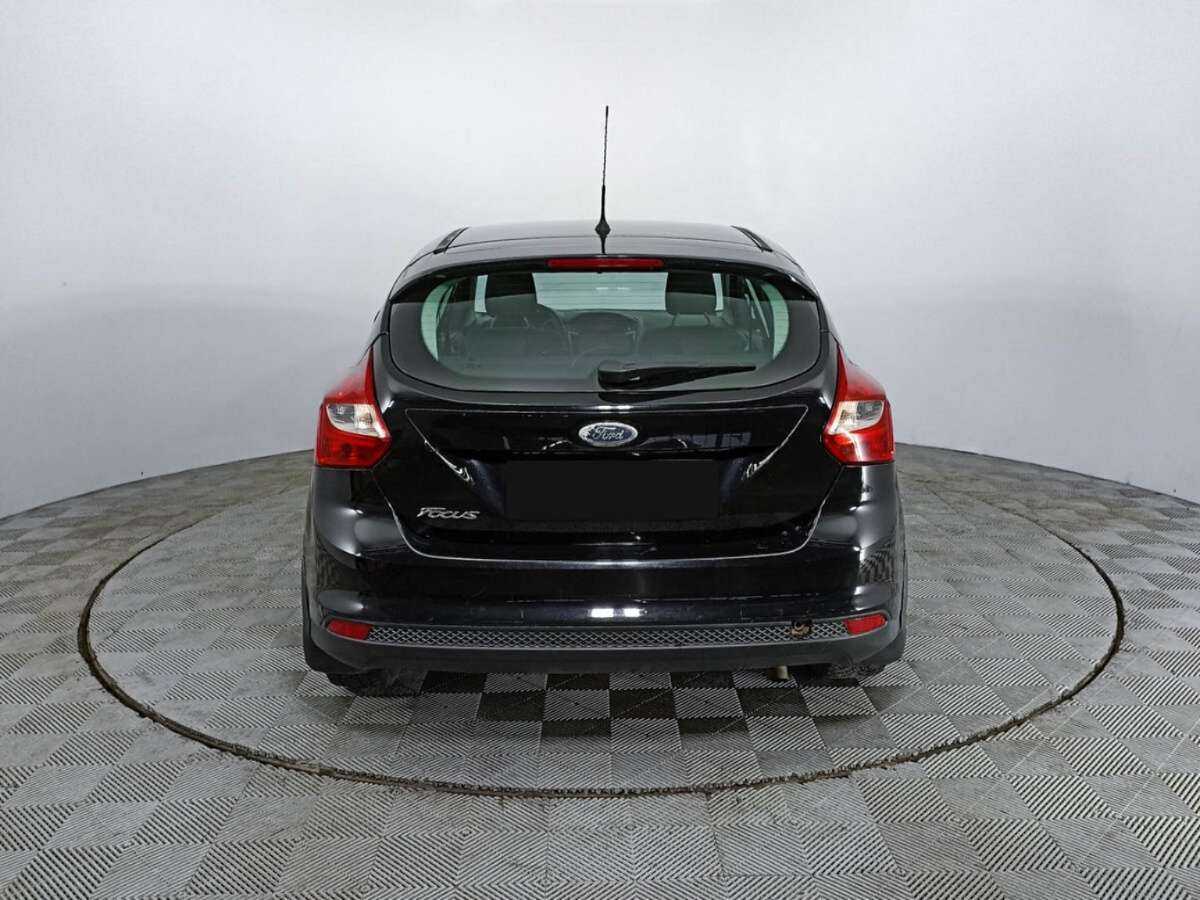 Купить Ford Focus с пробегом. Фото: #4