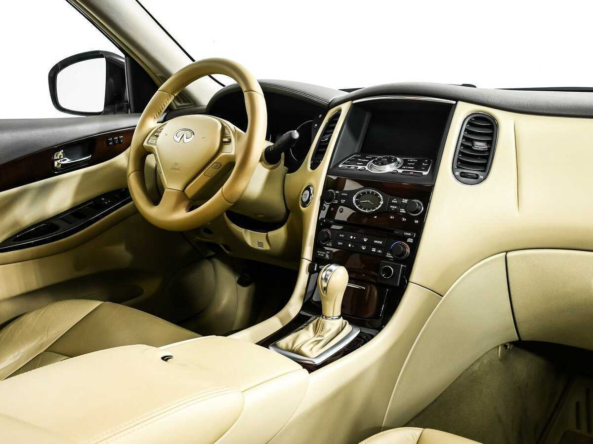 Купить Infiniti EX с пробегом. Фото: #8