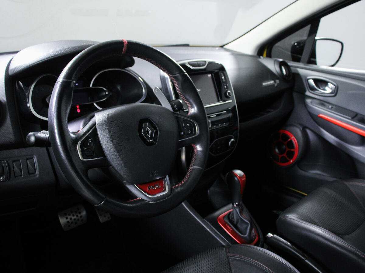 Купить Renault Clio RS с пробегом. Фото: #13
