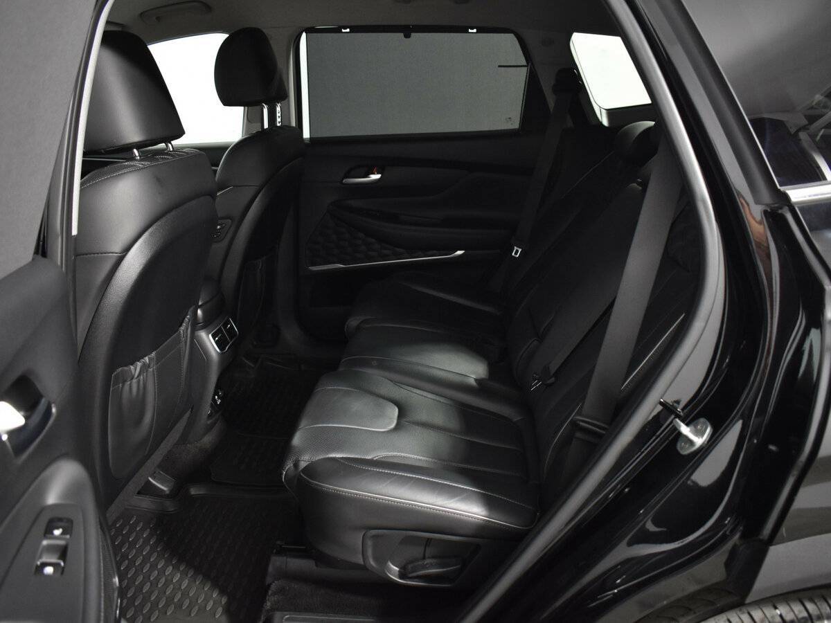 Купить Hyundai Santa Fe с пробегом. Фото: #11