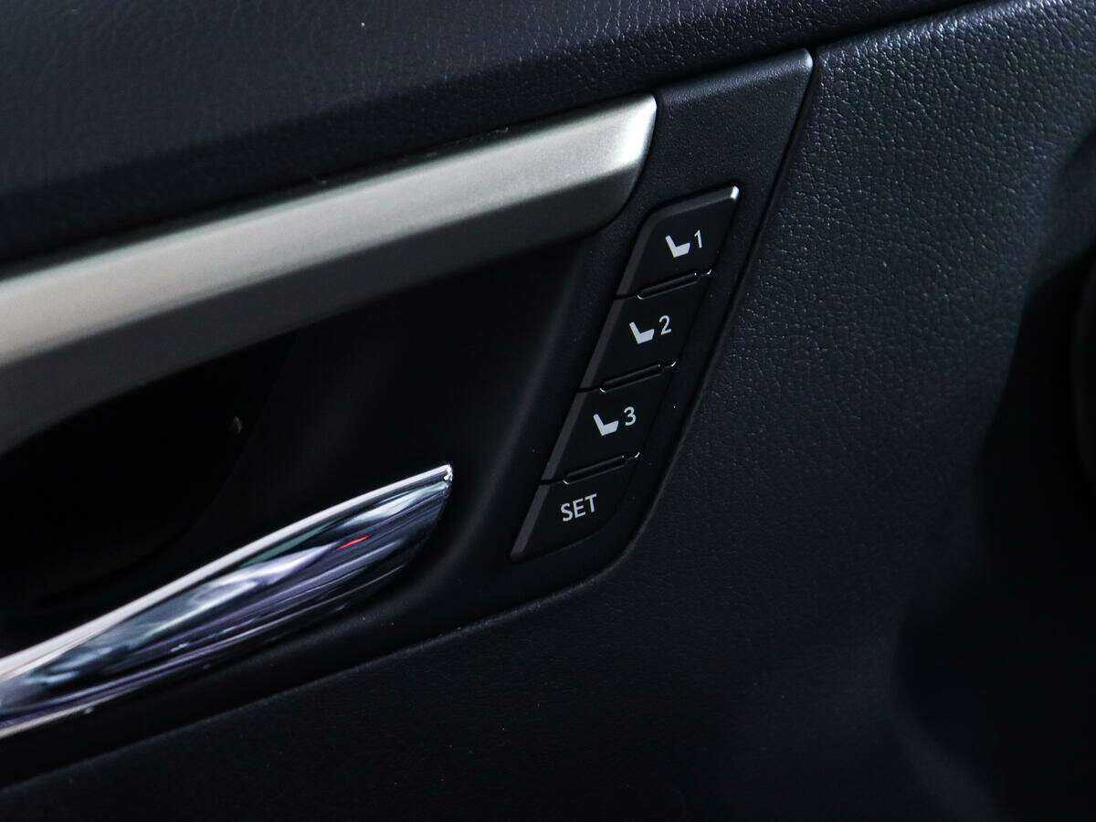 Купить Lexus RX с пробегом. Фото: #19