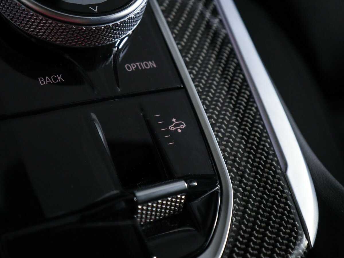 Купить BMW X7 с пробегом. Фото: #33