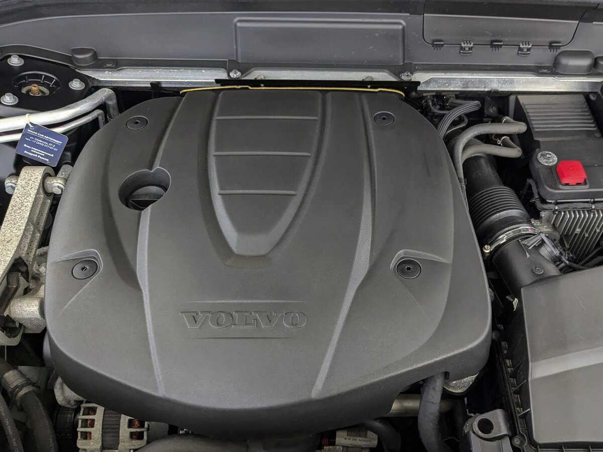 Купить Volvo XC60 с пробегом. Фото: #8