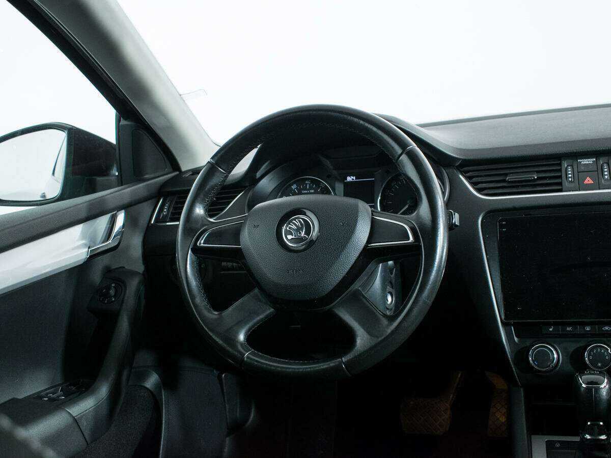 Купить Skoda Octavia с пробегом. Фото: #13