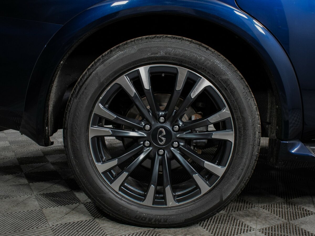 Купить Infiniti QX80 с пробегом. Фото: #25