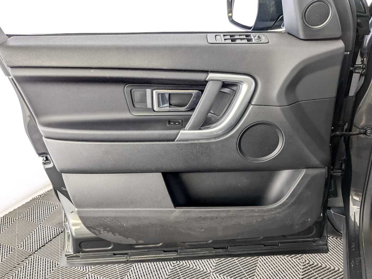 Купить Land Rover Discovery Sport с пробегом. Фото: #14