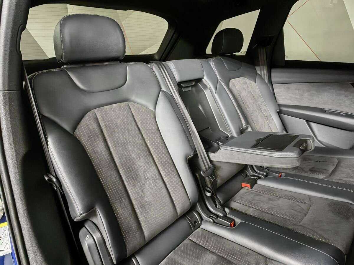 Купить Audi Q7 с пробегом. Фото: #12