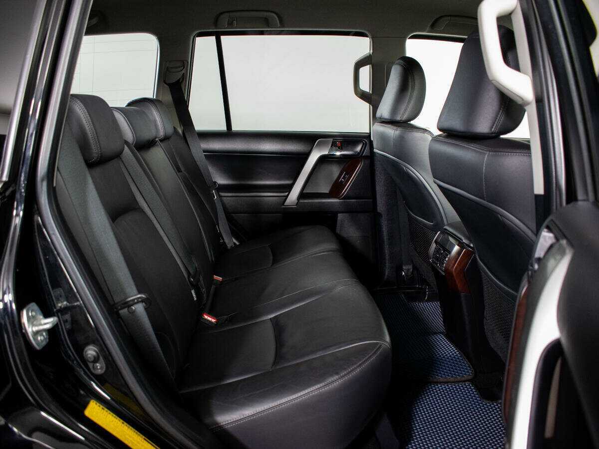 Купить Toyota Land Cruiser Prado с пробегом. Фото: #9