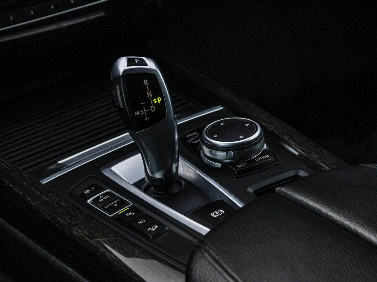Купить BMW X5 с пробегом. Фото: #19