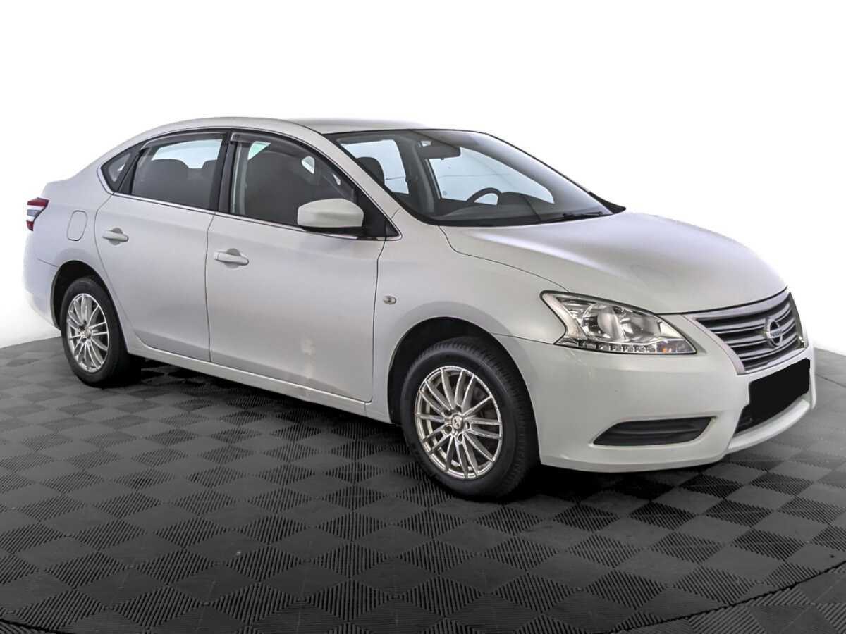 Купить Nissan Sentra с пробегом. Фото: #2