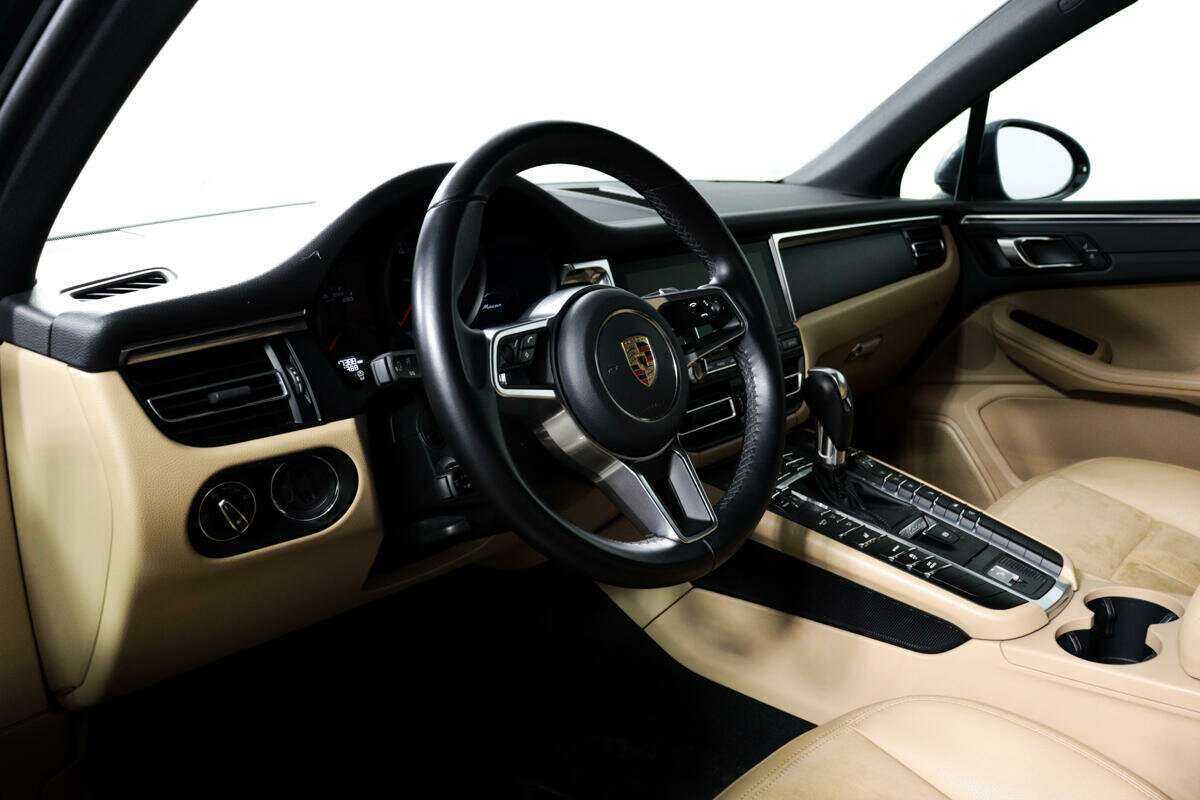 Купить Porsche Macan с пробегом. Фото: #12
