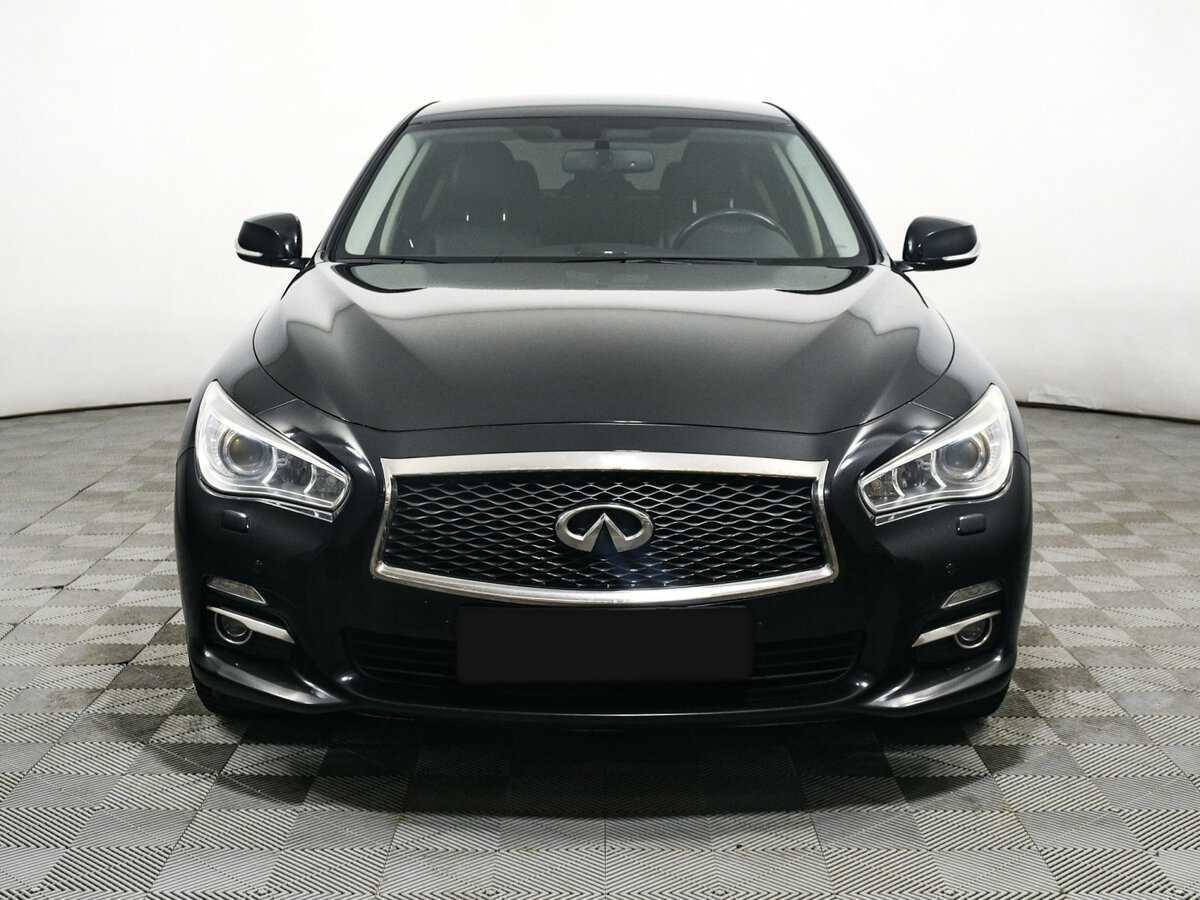 Купить Infiniti Q50 с пробегом. Фото: #1