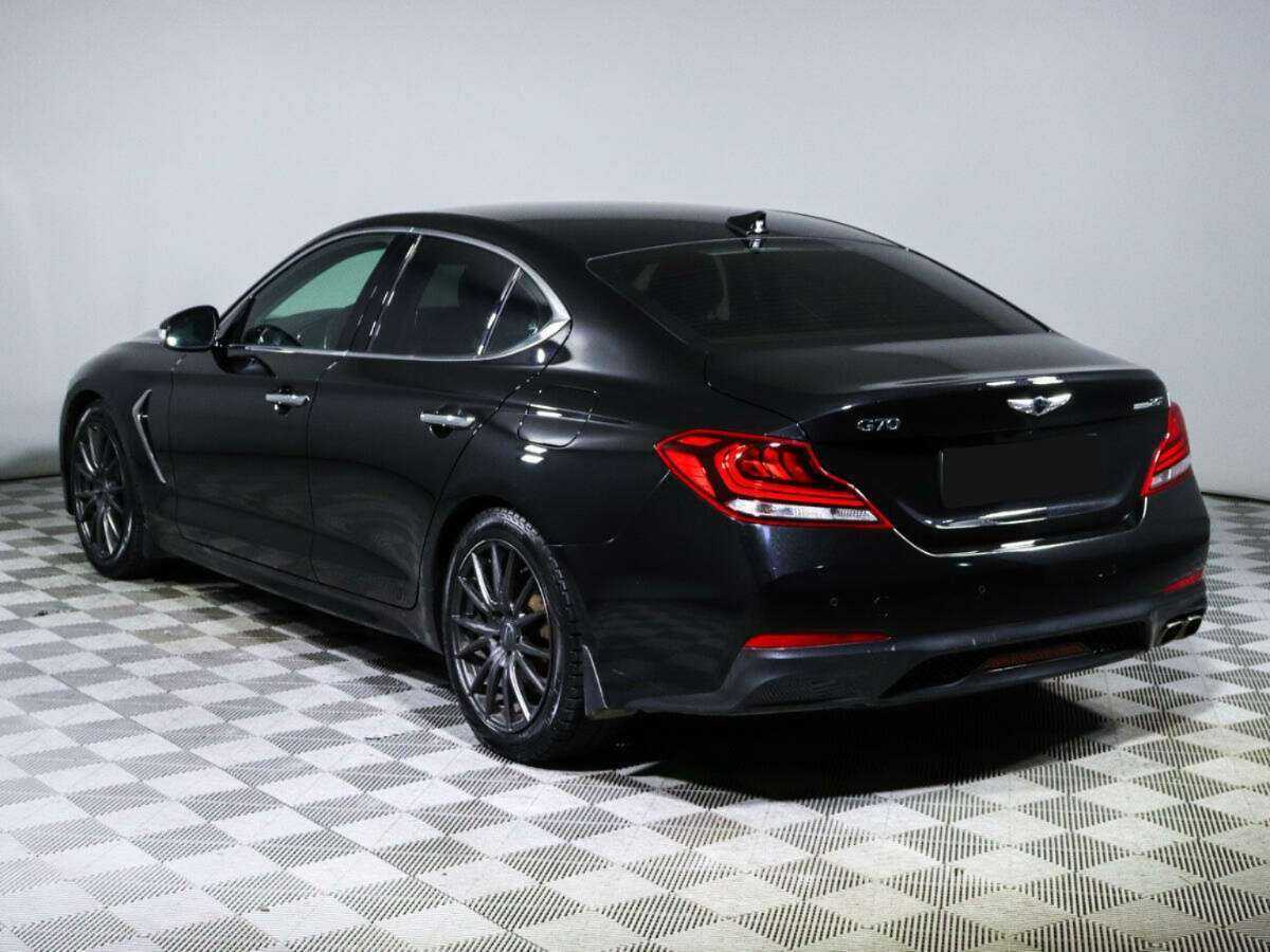 Купить Genesis G70 с пробегом. Фото: #4