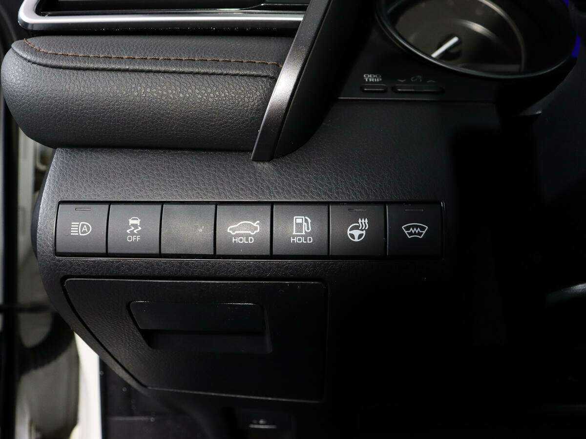 Купить Toyota Camry с пробегом. Фото: #16