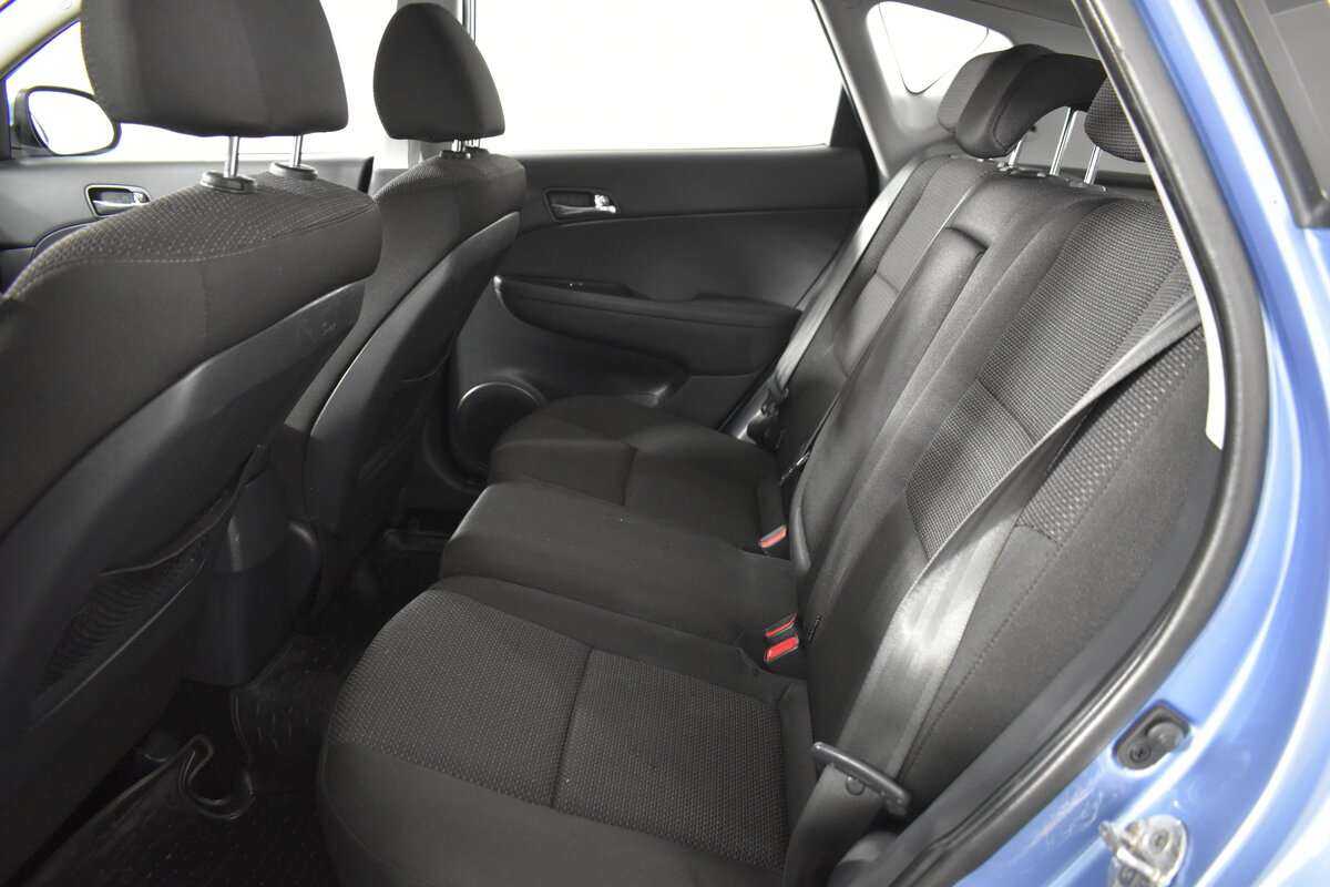 Купить Hyundai i30 с пробегом. Фото: #6