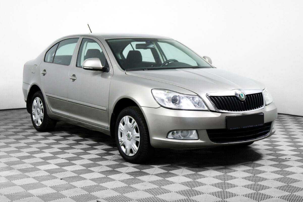 Купить Skoda Octavia с пробегом. Фото: #2