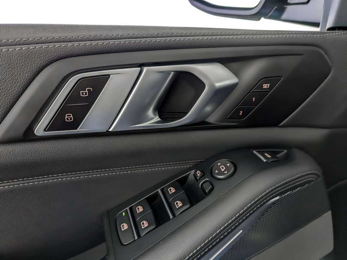 Купить BMW X5 с пробегом. Фото: #17