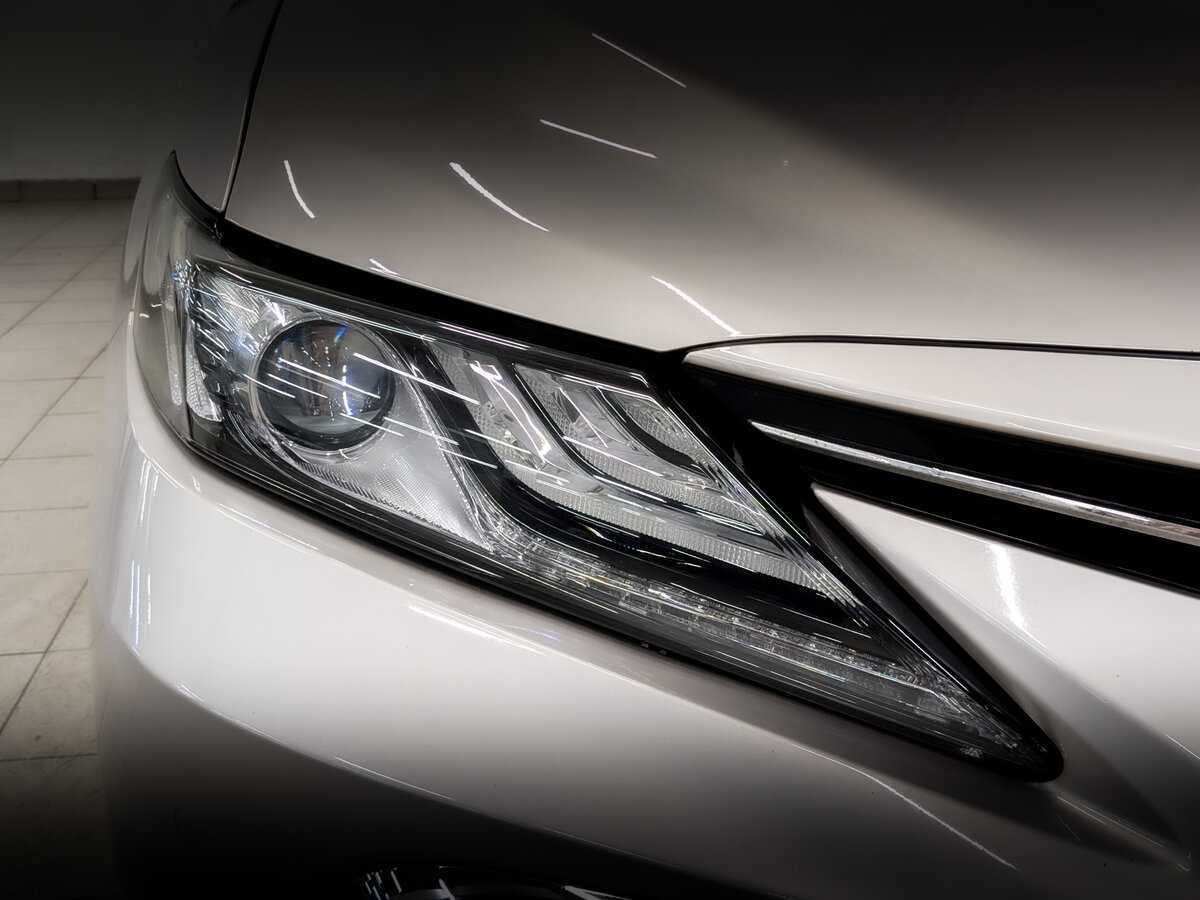 Купить Toyota Camry с пробегом. Фото: #16