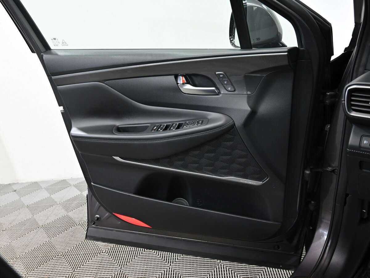 Купить Hyundai Santa Fe с пробегом. Фото: #18