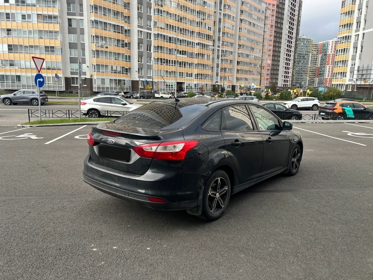 Купить Ford Focus с пробегом. Фото: #2