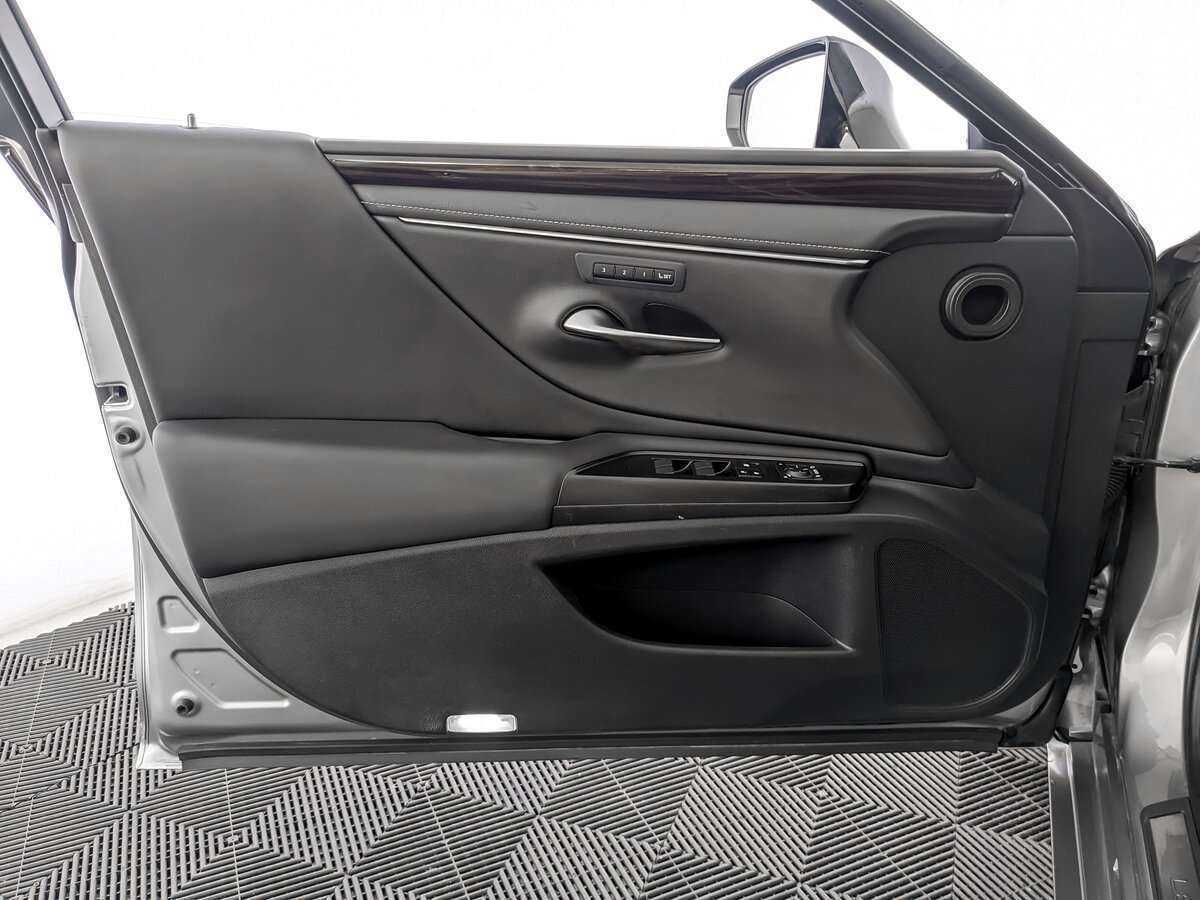 Купить Lexus ES с пробегом. Фото: #14