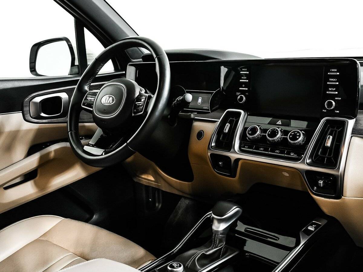 Купить Kia Sorento с пробегом. Фото: #8