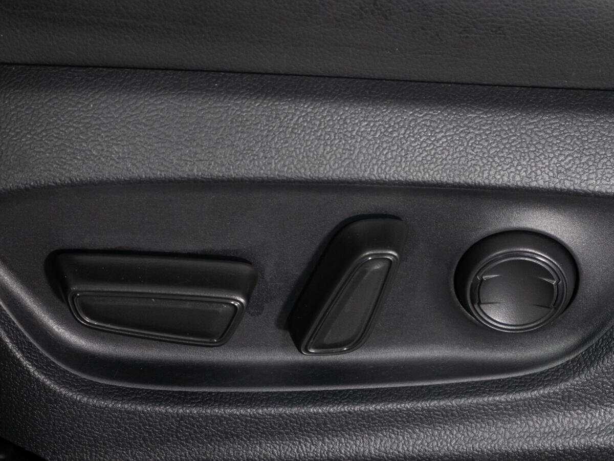 Купить Toyota Camry с пробегом. Фото: #14