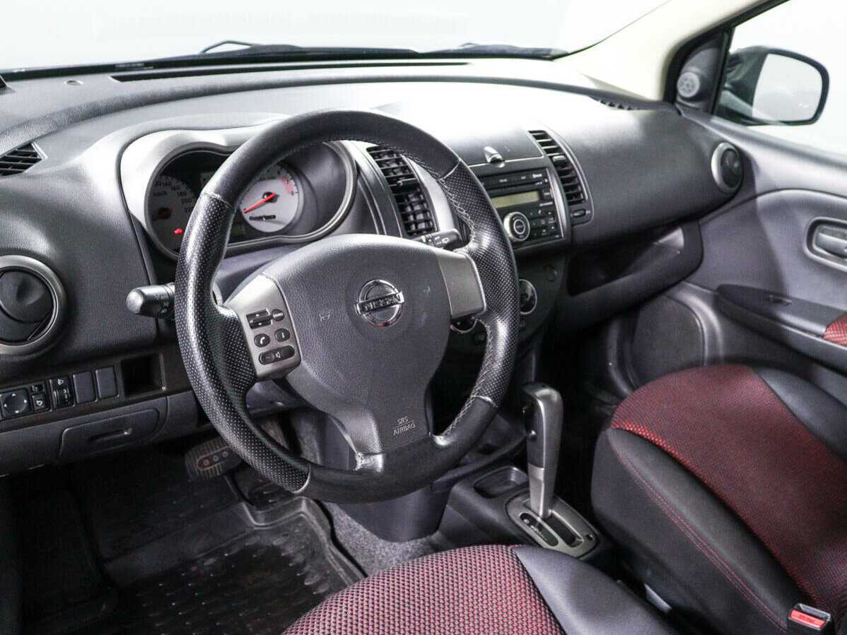 Купить Nissan Note с пробегом. Фото: #11