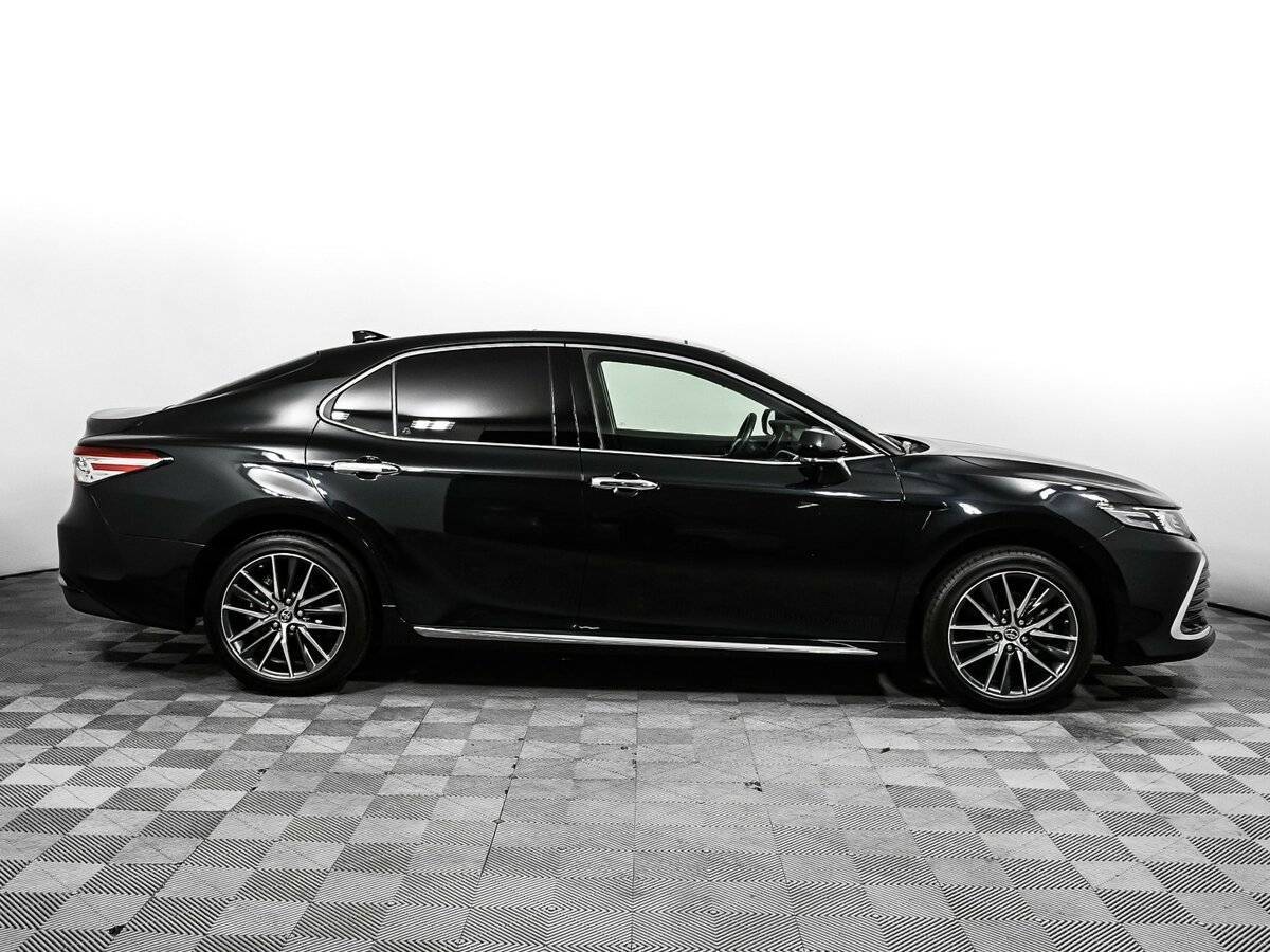 Купить Toyota Camry с пробегом. Фото: #3