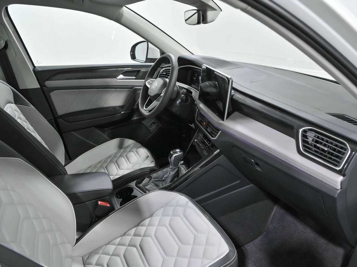 Купить Volkswagen Tayron с пробегом. Фото: #6