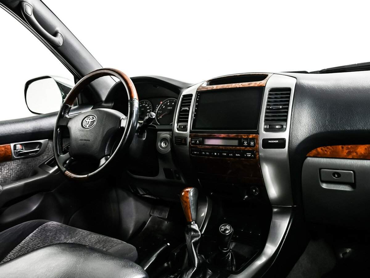 Купить Toyota Land Cruiser Prado с пробегом. Фото: #8